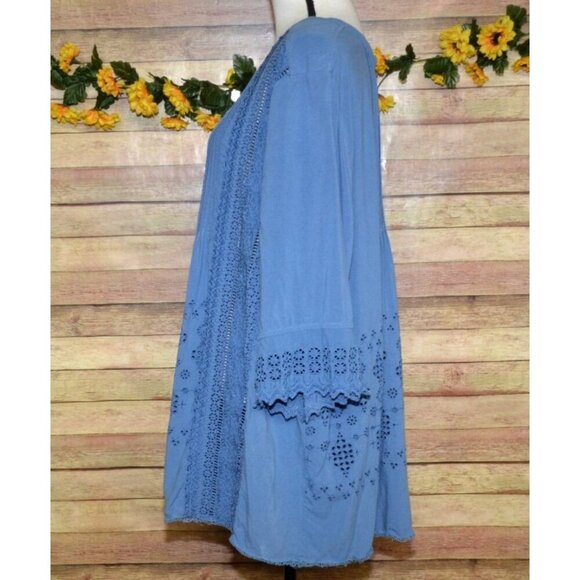 Roaman's Women's 28W Blue Eyelet Blouse Tunic Top Button Front 3/4 Sleeve Comfy - Picture 8 of 14